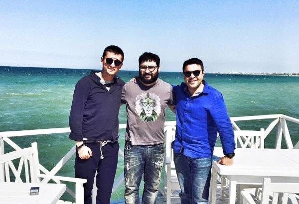 Звезда сериала "Мажор" Павел Прилучный посетил Баку (ФОТО)