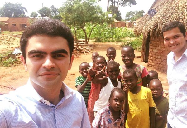 Волонтеры ASAN сооружают колодцы в Уганде (ФОТО)