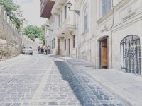 Звезда сериала "Мажор" Павел Прилучный посетил Баку (ФОТО)