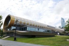 Уникальное путешествие по Бакинскому бульвару для гостей "Формулы-1" (ФОТОРЕПОРТАЖ)