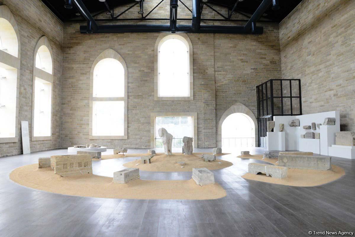 Уникальное путешествие по Бакинскому бульвару для гостей "Формулы-1" (ФОТОРЕПОРТАЖ)