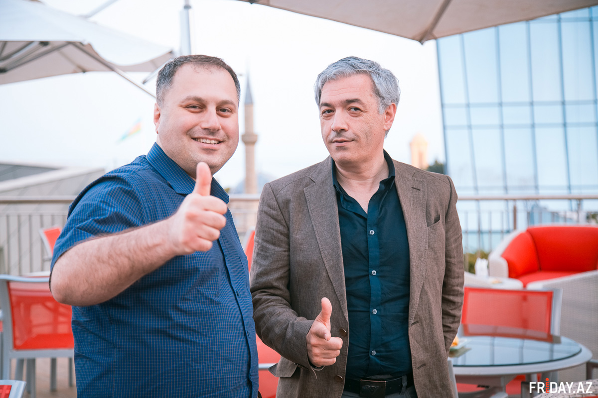 Открытие летнего сезона в Баку – окруженный Огненными Башнями с видом на Каспий (ФОТО)