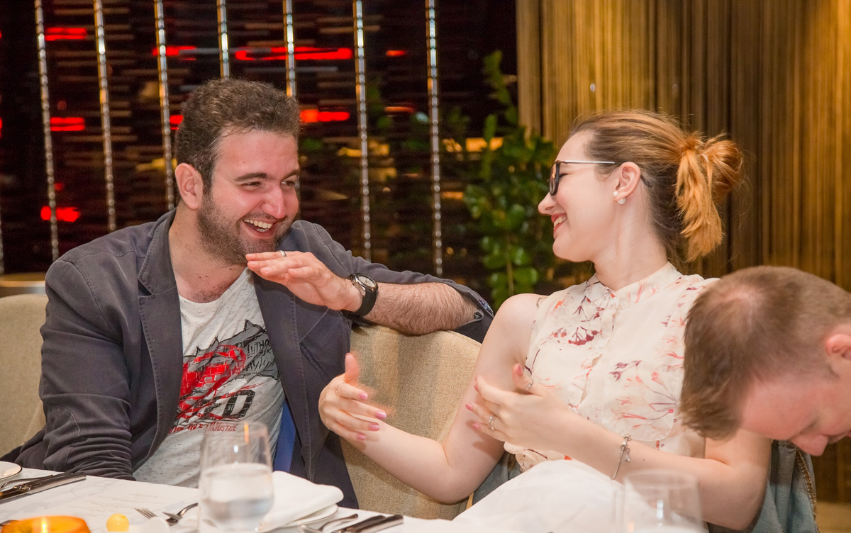 Открытие летнего сезона в Баку – окруженный Огненными Башнями с видом на Каспий (ФОТО)