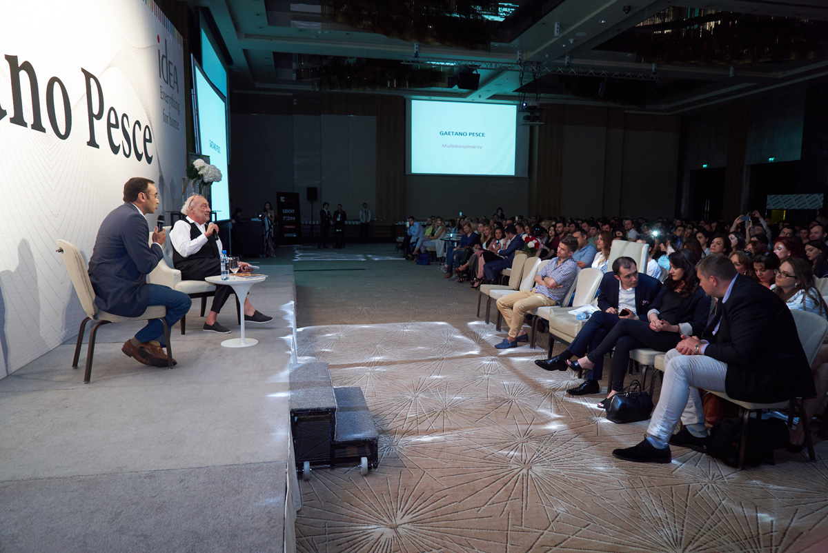 Всемирно известный дизайнер Гаэтано Пеше раскрыл бакинцам секреты успеха (ФОТО)