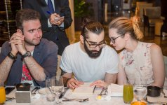 Открытие летнего сезона в Баку – окруженный Огненными Башнями с видом на Каспий (ФОТО)