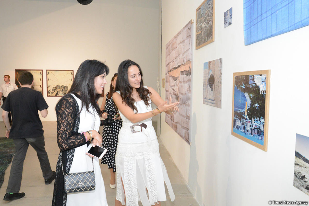 YARAT представляет две выставки - "300 слов на сопротивление" и "Мелкая ложь" (ФОТО)