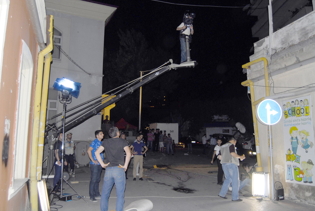 Трагикомедия семейной четы в Баку, или Kurdlar  vadisi  Pusu (ФОТО)