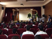 В Баку состоялась презентация книги «Незабвенная выпускница Аида Имангулиева»