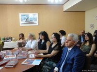 101 азербайджанская народная сказка на венгерском языке (ФОТО)