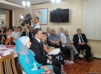 101 азербайджанская народная сказка на венгерском языке (ФОТО)