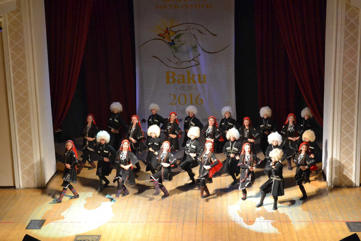 Save The Children`s World в Баку: Летом нужно не только отдыхать (ФОТО)