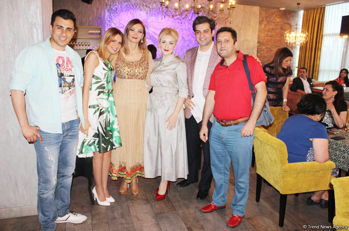 Торжественная презентация проекта Гюльнары Халиловой по пропаганде национальной одежды в Европе (ФОТО)