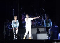 Фаррелл Уильямс совершил прогулку по Приморскому бульвару в Баку (ФОТО)