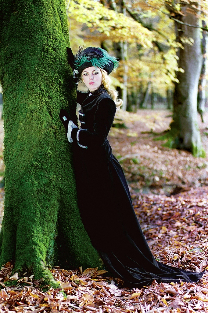 Наина Ибрагимова - мастер перевоплощения, или Награда за фотопроекты (ФОТО)