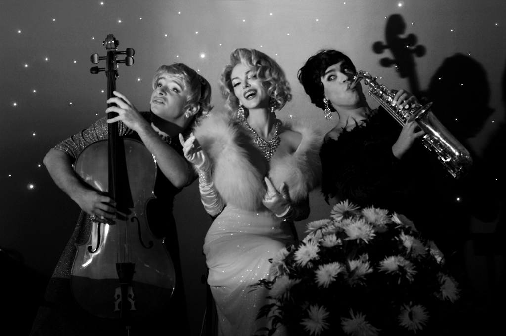 Наина Ибрагимова - мастер перевоплощения, или Награда за фотопроекты (ФОТО)