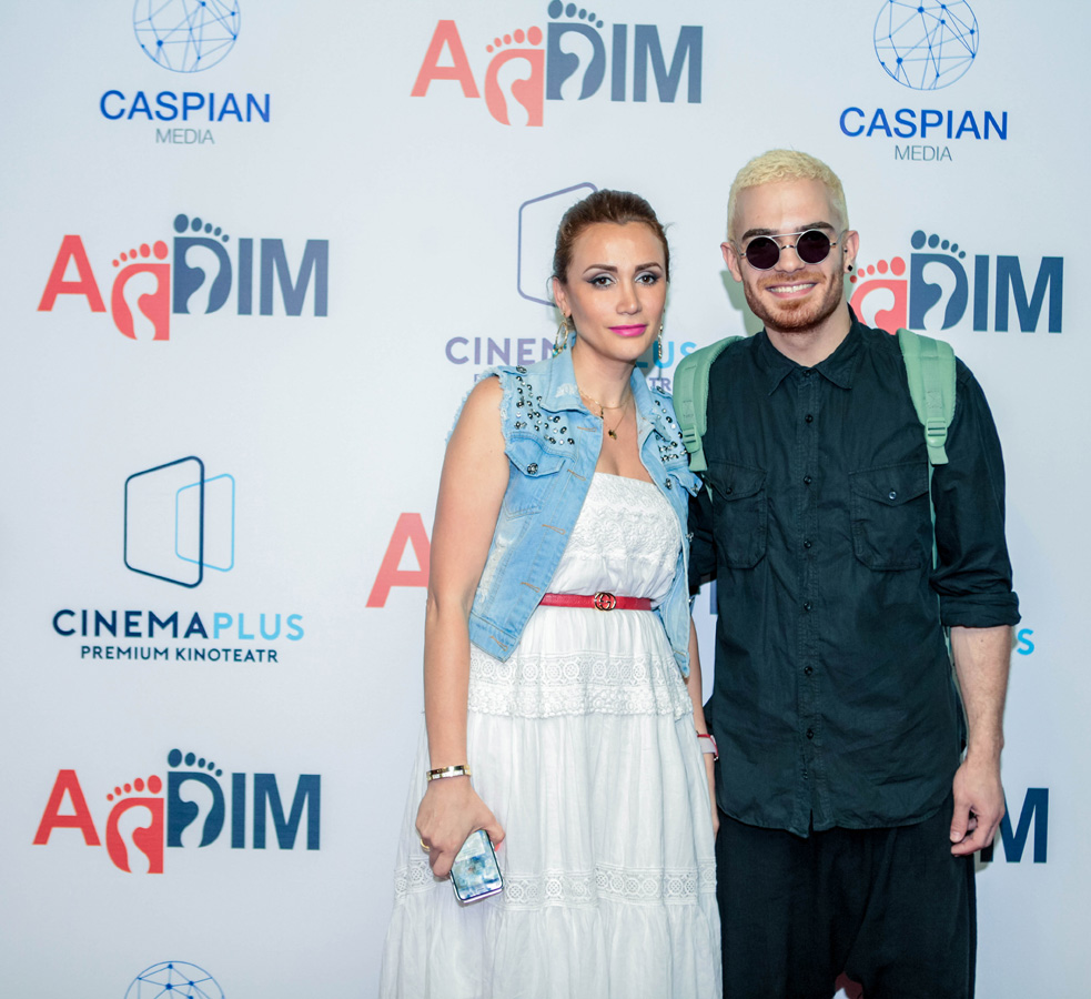 "Славные парни": Эльнур Гусейнов вернулся в Баку  (ФОТО)