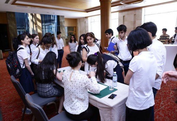 В Азербайджане стартовал второй сезон Школьной лиги по интеллектуальным играм