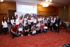 В Азербайджане определились самые сильные юные знатоки (ФОТО)