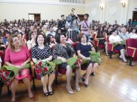 Прощание со студенческой жизнью в Баку - цветы, музыка, подарки (ФОТО)