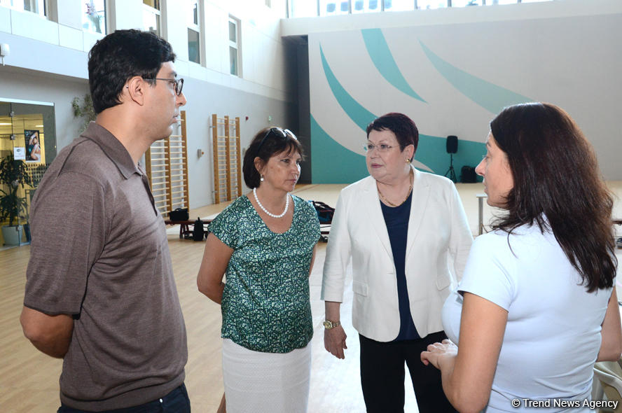 В Баку прошла встреча юных гимнастов с олимпийскими чемпионками (ФОТО)