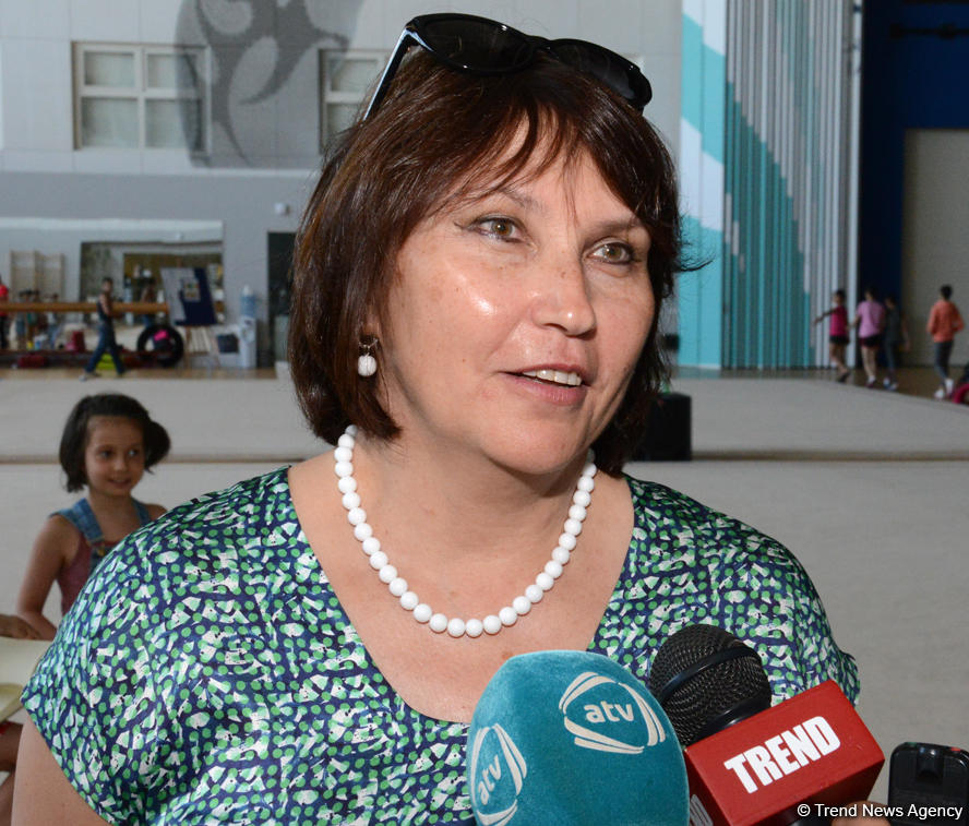 В Баку прошла встреча юных гимнастов с олимпийскими чемпионками (ФОТО)