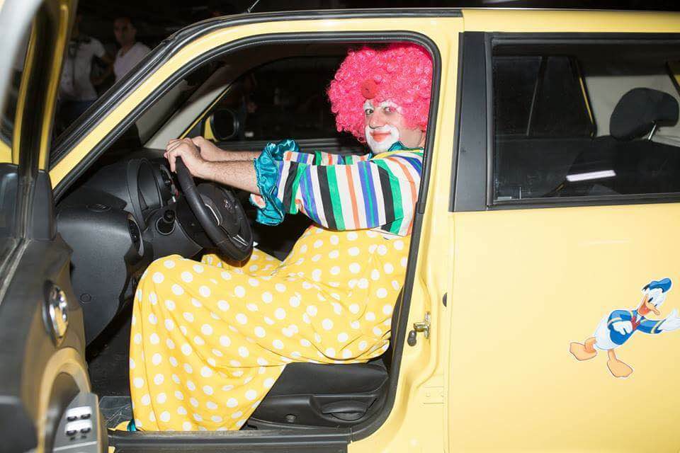 Невесты по WhatsApp для азербайджанского актера, или Ночные съемки (ФОТО)