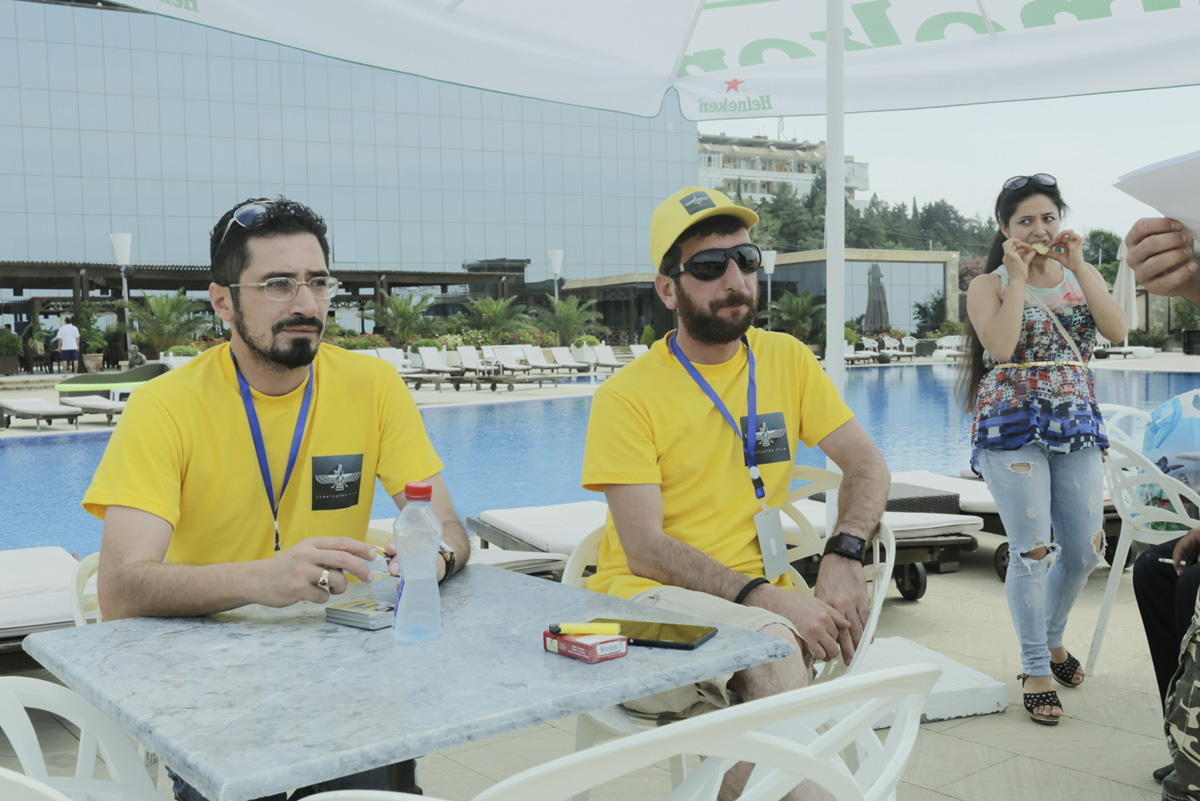 Тарелка суеверия азербайджанских кинематографистов и актеров (ВИДЕО,ФОТО)