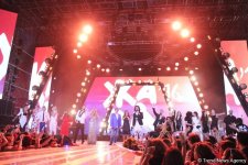 Российские СМИ высоко оценили Международный фестиваль "Жара" в Баку (ФОТО)