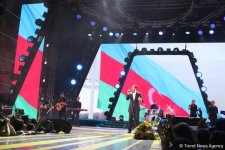Российские СМИ высоко оценили Международный фестиваль "Жара" в Баку (ФОТО)