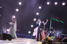 Российские СМИ высоко оценили Международный фестиваль "Жара" в Баку (ФОТО)