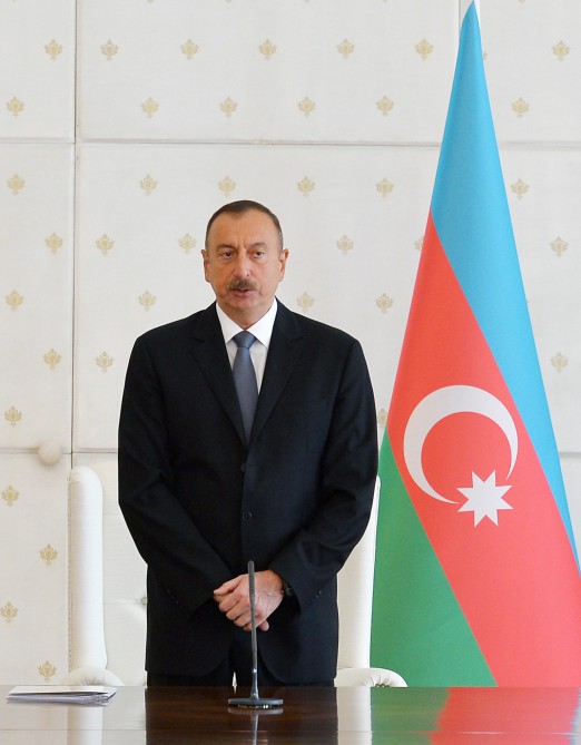 Под председательством Президента Азербайджана прошло заседание Кабмина по итогам социально-экономического развития в I полугодии (ФОТО)