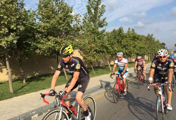 Азербайджанский певец занялся профессиональным велоспортом (ФОТО)