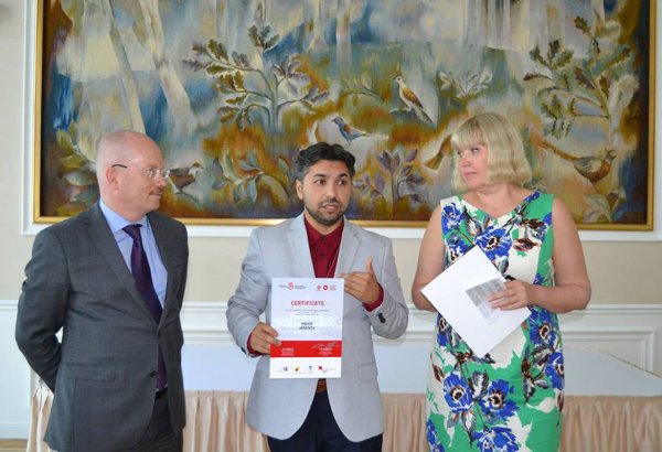 Азербайджанский режиссер удостоен сертификата ООН (ФОТО)