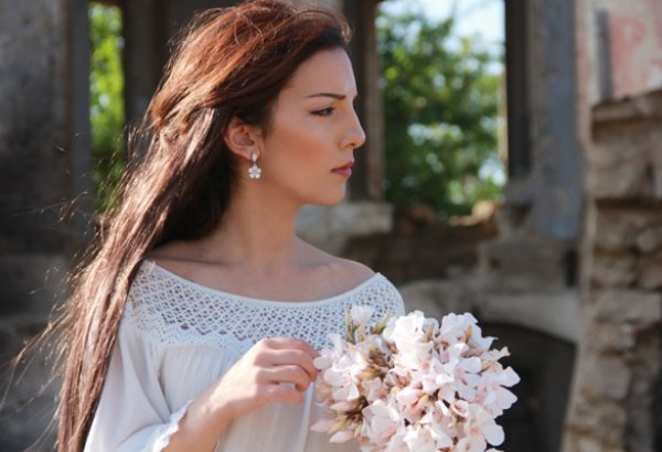 "Dua-Ave Maria": на композицию Фархада Бадалбейли снят клип (ФОТО)