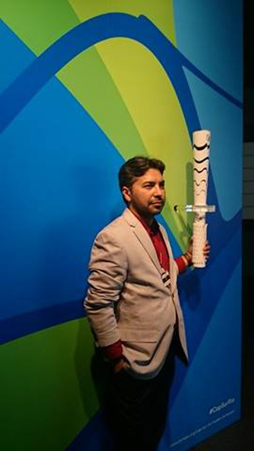 Азербайджанский режиссер удостоен сертификата ООН (ФОТО)