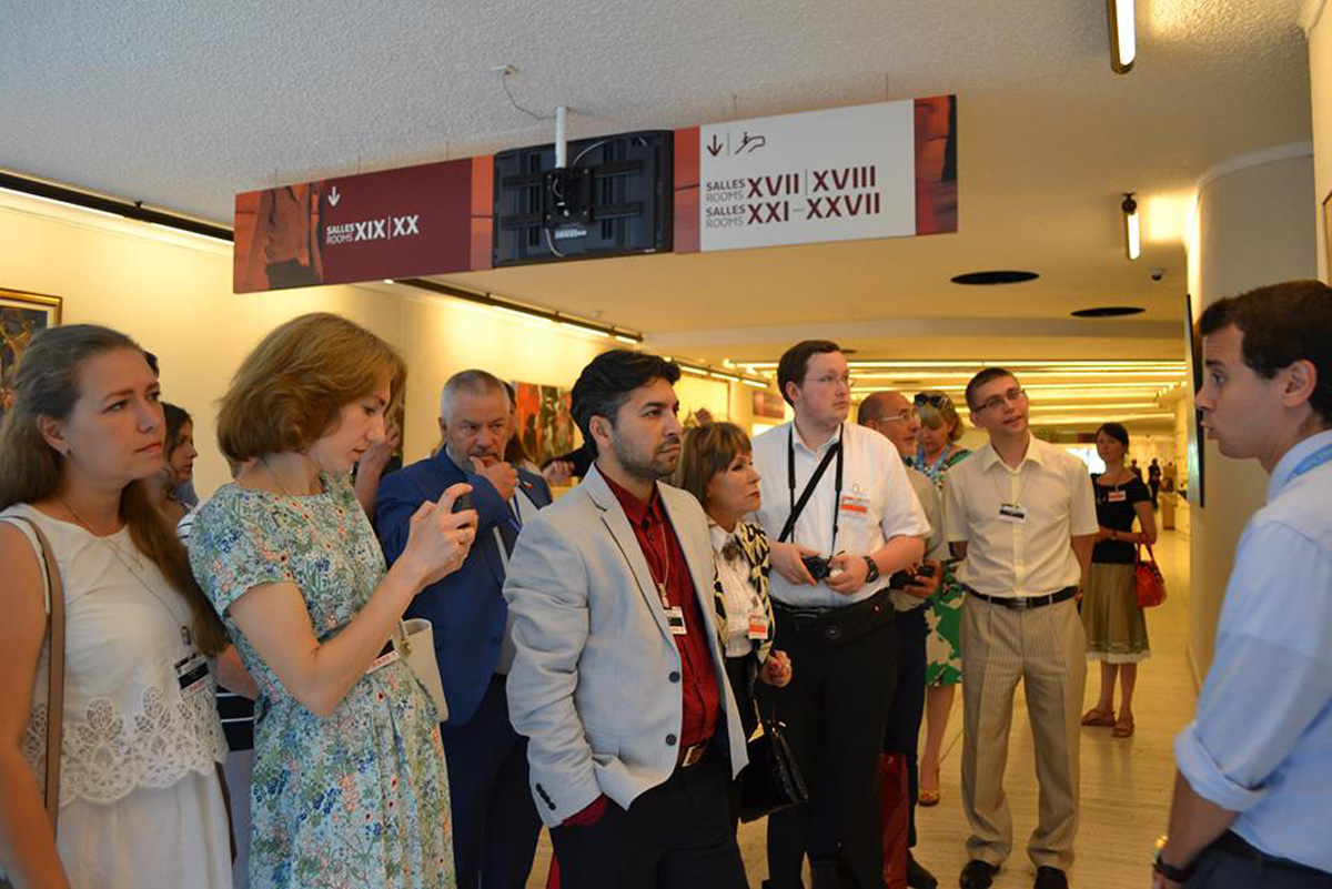 Азербайджанский режиссер удостоен сертификата ООН (ФОТО)