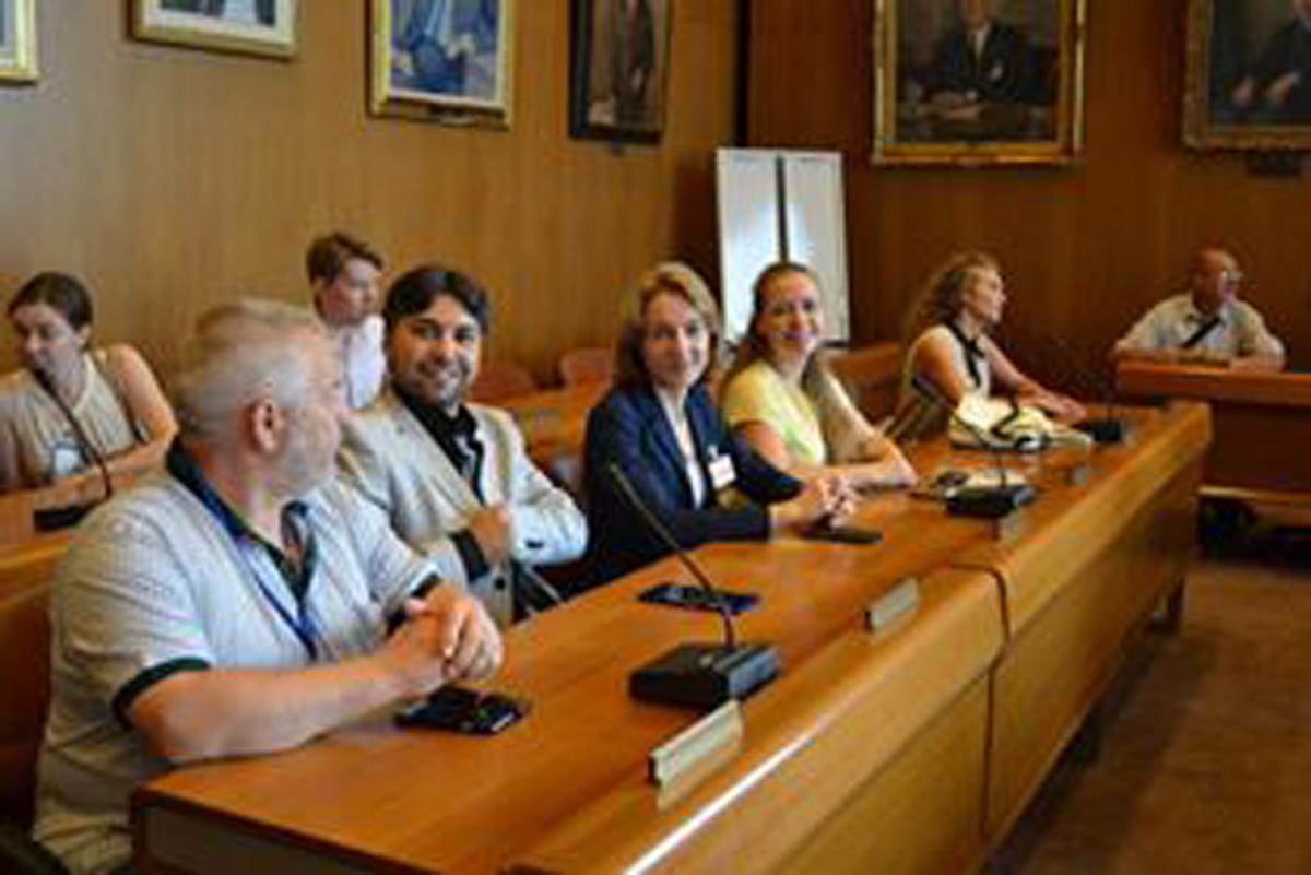 Азербайджанский режиссер удостоен сертификата ООН (ФОТО)