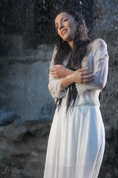 "Dua-Ave Maria": на композицию Фархада Бадалбейли снят клип (ФОТО)