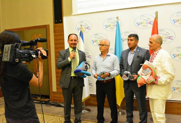 Украинские Тартоники по-азербайджански в Турции (ФОТО)