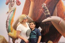 Как Азербайджан опередил США на 9 дней: "Ледниковый период: Столкновение неизбежно" (ФОТО)