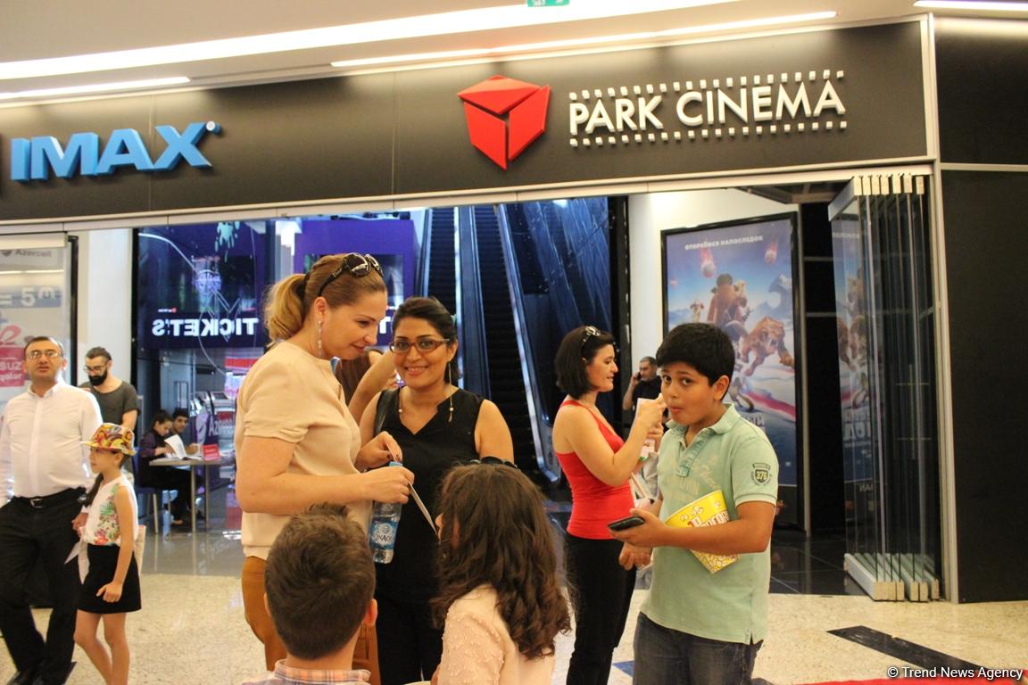 Как Азербайджан опередил США на 9 дней: "Ледниковый период: Столкновение неизбежно" (ФОТО)