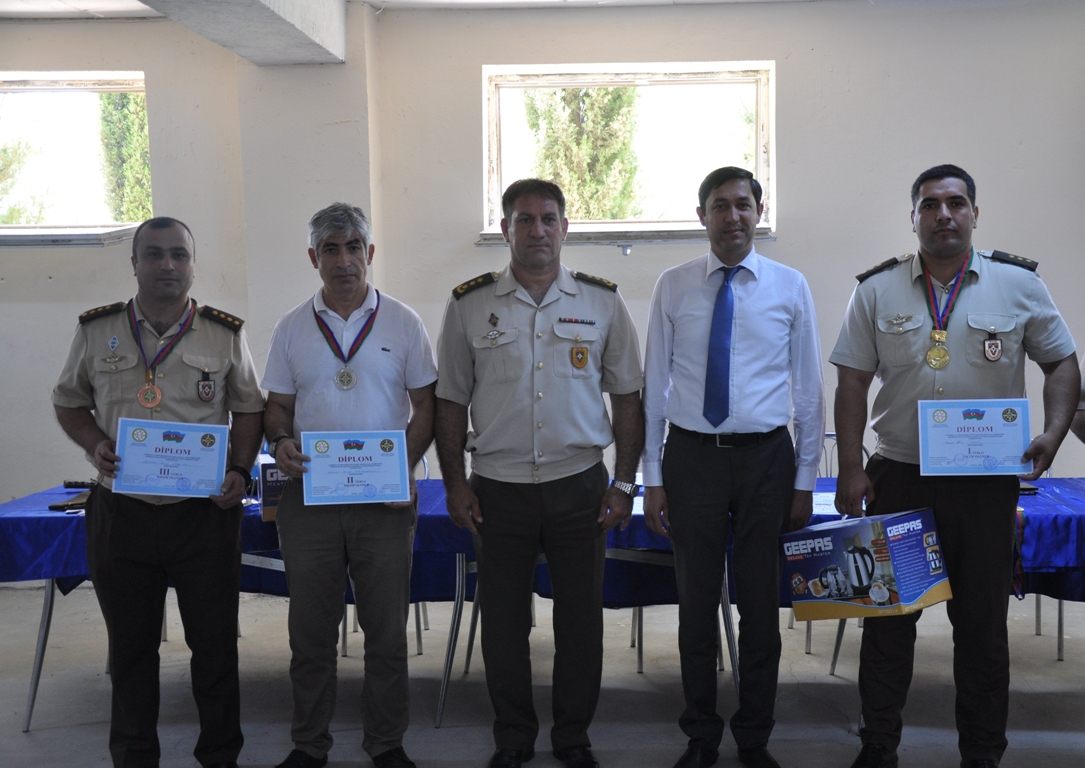 Определились лучшие стрелки среди азербайджанских спасателей (ФОТО)