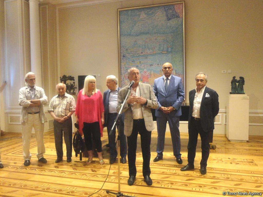 Необыкновенный и фантастически талантливый художник: в Баку открылась выставка  Видади Нариманбекова (ФОТО)