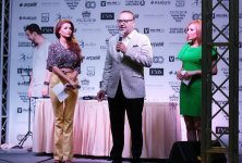 Босиком по подиуму, или Летнее дефиле в Баку (ФОТО)