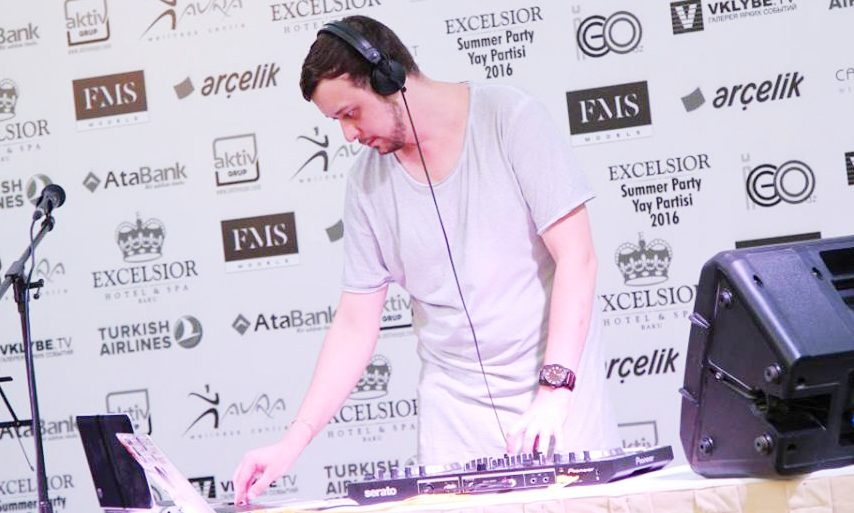 Босиком по подиуму, или Летнее дефиле в Баку (ФОТО)