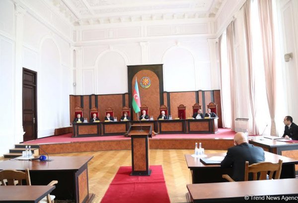 КС Азербайджана рассматривает проект изменений в Конституцию (ФОТО)
