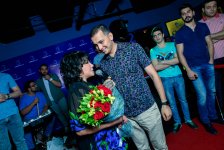 Необычный юбилей легендарной Флоры Керимовой - красная дорожка, овации молодежи (ФОТО)