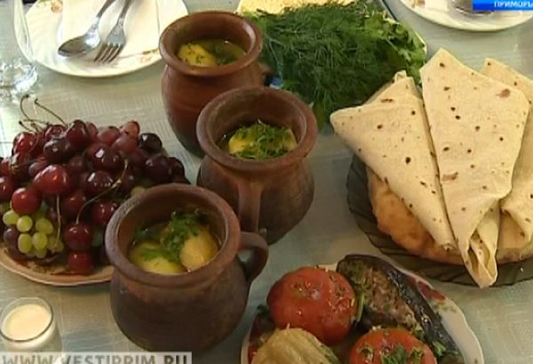 Азербайджанская долма, бозбаш и пити на российском телеканале (ВИДЕО)