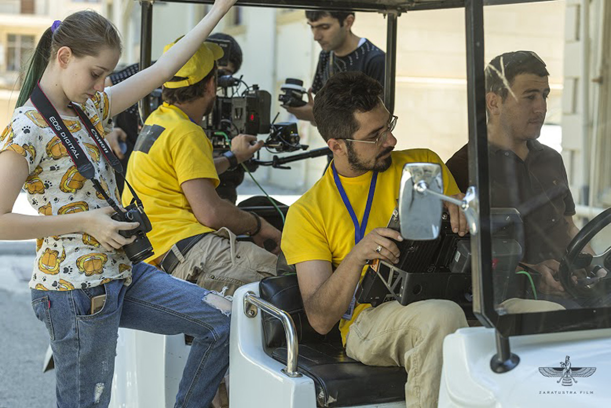 В Азербайджане появился принц на белом коне (ВИДЕО, ФОТО)