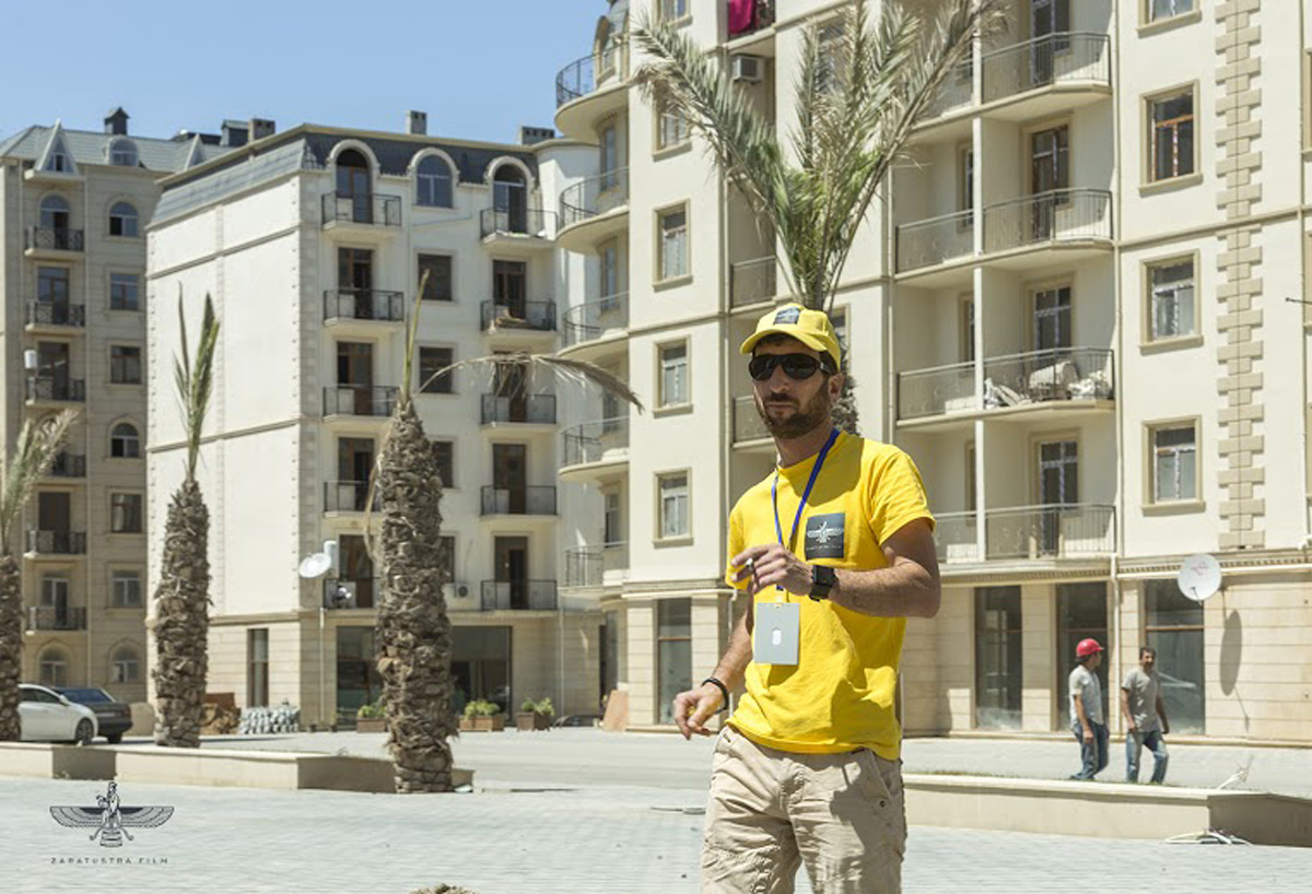 В Азербайджане появился принц на белом коне (ВИДЕО, ФОТО)